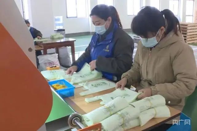 1649815382612798.jpg 745dd5c5038fb074efe024f34ccf5c40.jpg